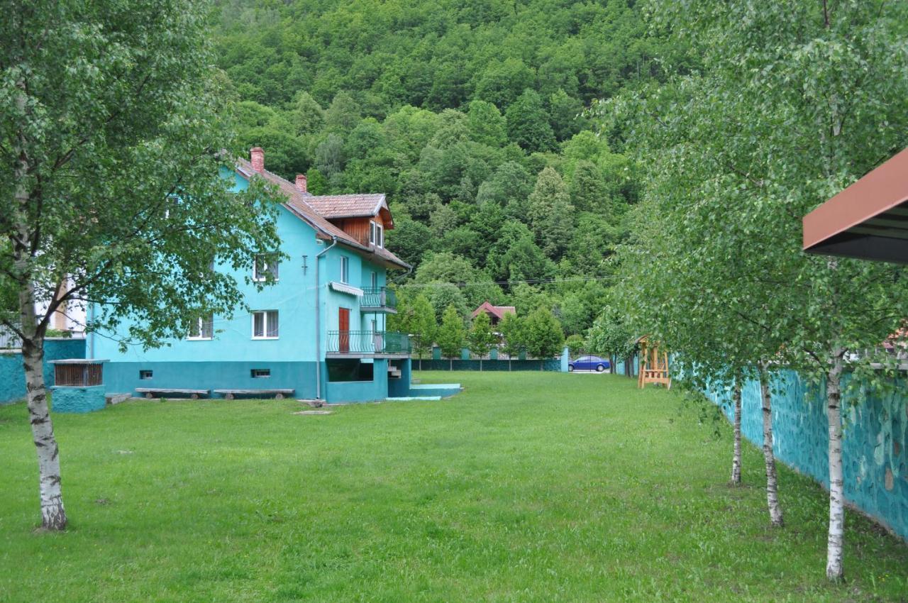 Casa Verde Hotel Rîu de Mori Exterior foto